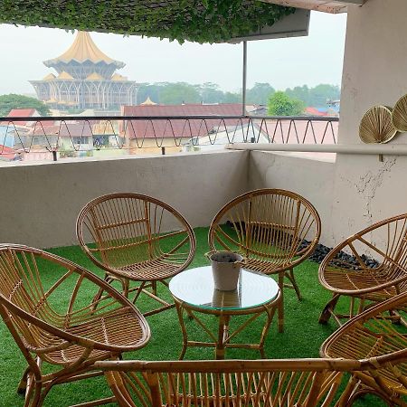 Auberge de jeunesse Hornbill'S Nest Kuching Extérieur photo