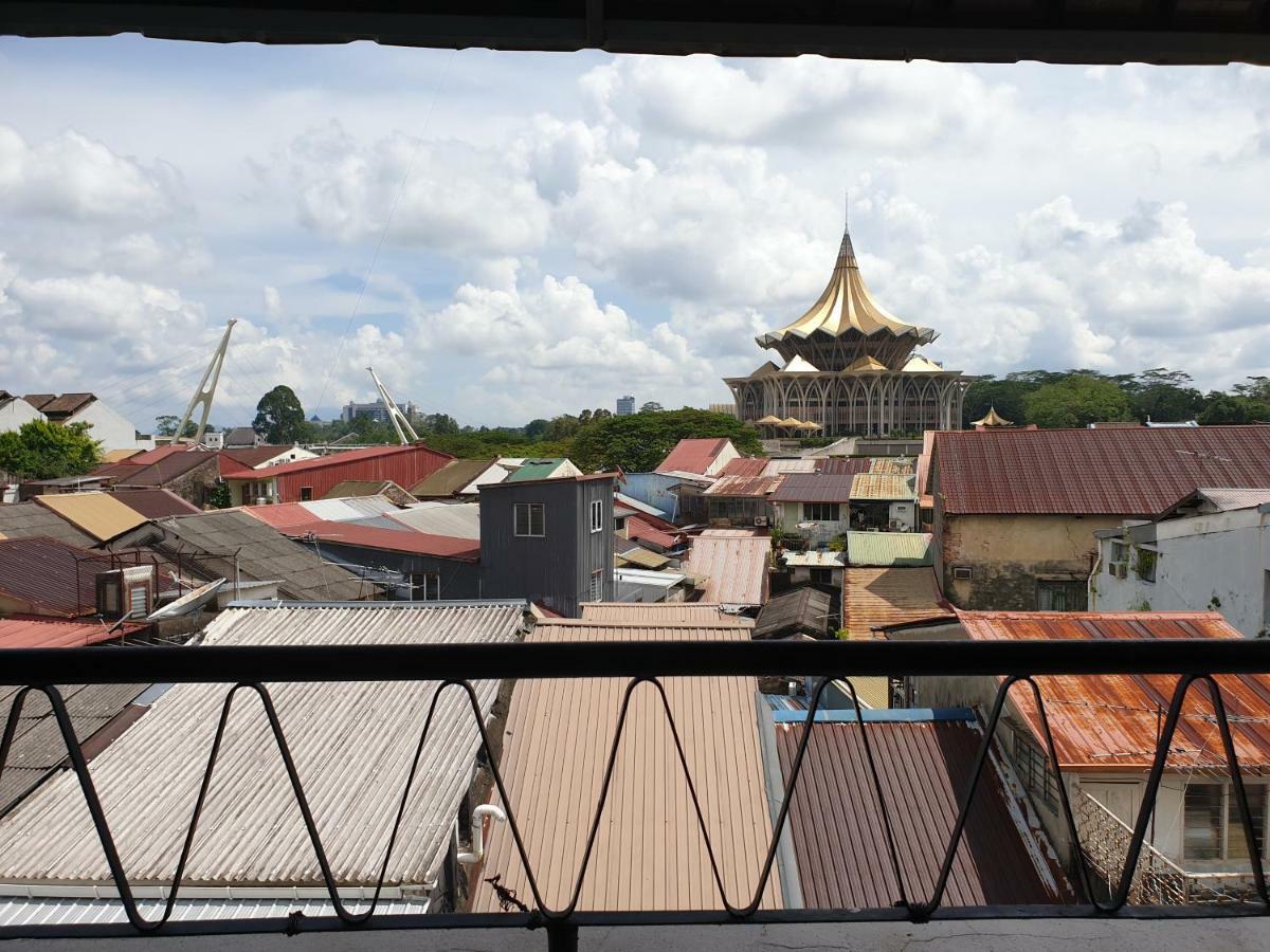 Auberge de jeunesse Hornbill'S Nest Kuching Extérieur photo