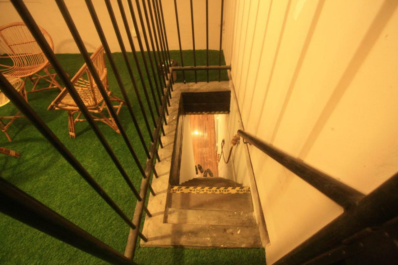 Auberge de jeunesse Hornbill'S Nest Kuching Extérieur photo