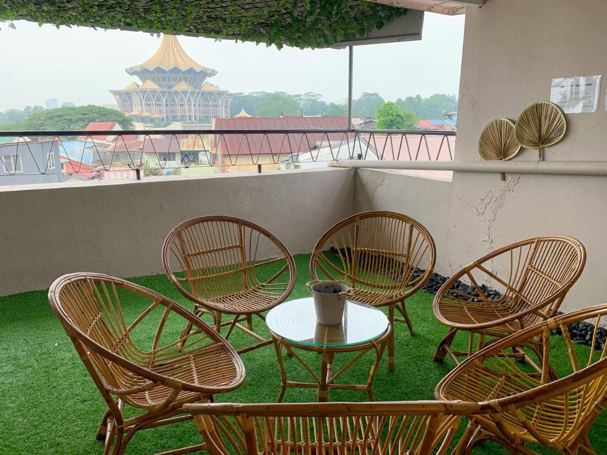 Auberge de jeunesse Hornbill'S Nest Kuching Extérieur photo